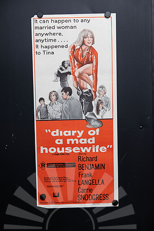Original 1970 Australian Daybill movie poster for Diary of a Mad Housewife starring Carrie Snodgress, Richard Benjamin and Frank Langella, featuring bold red, black and white illustrated artwork.
