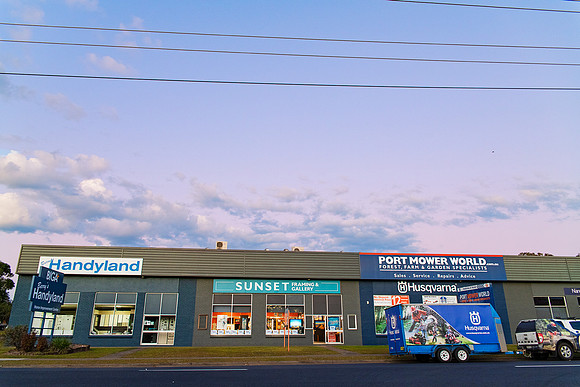 sunset framing gallery storefront port macquarie central road picture framing shop
