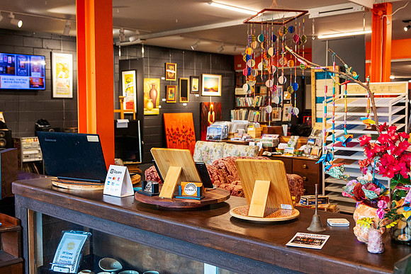 Sunset Framing & Gallery on Central Rd, Port Macquarie