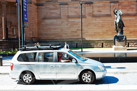 Safe, professional art delivery across NSW. We transport, store, and install artworks for homes, galleries, collectors, and exhibitions.